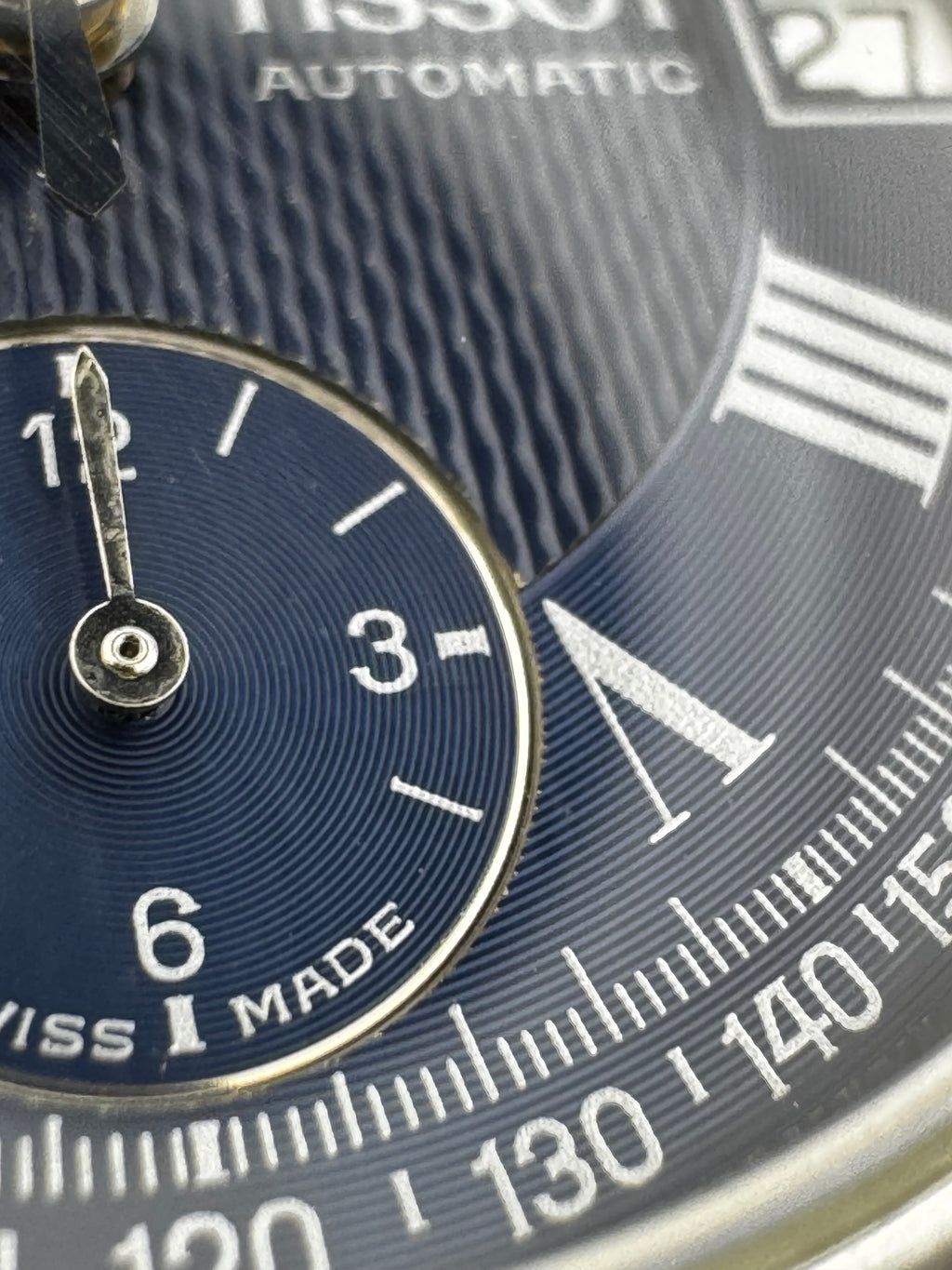 Tissot v560 bridgeport navy chrono dial automatic 39mm