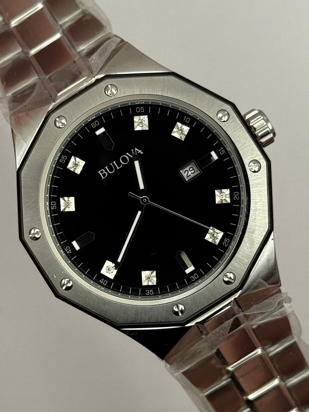 Bulova Marine Star Diamond Dial

Ref. 98D103 44mm męski zegarek stalowy