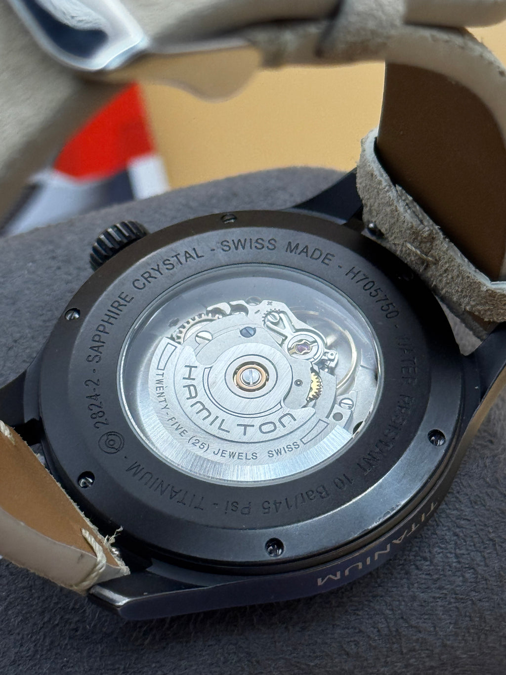 Hamilton Khaki Field Titanium H70575733