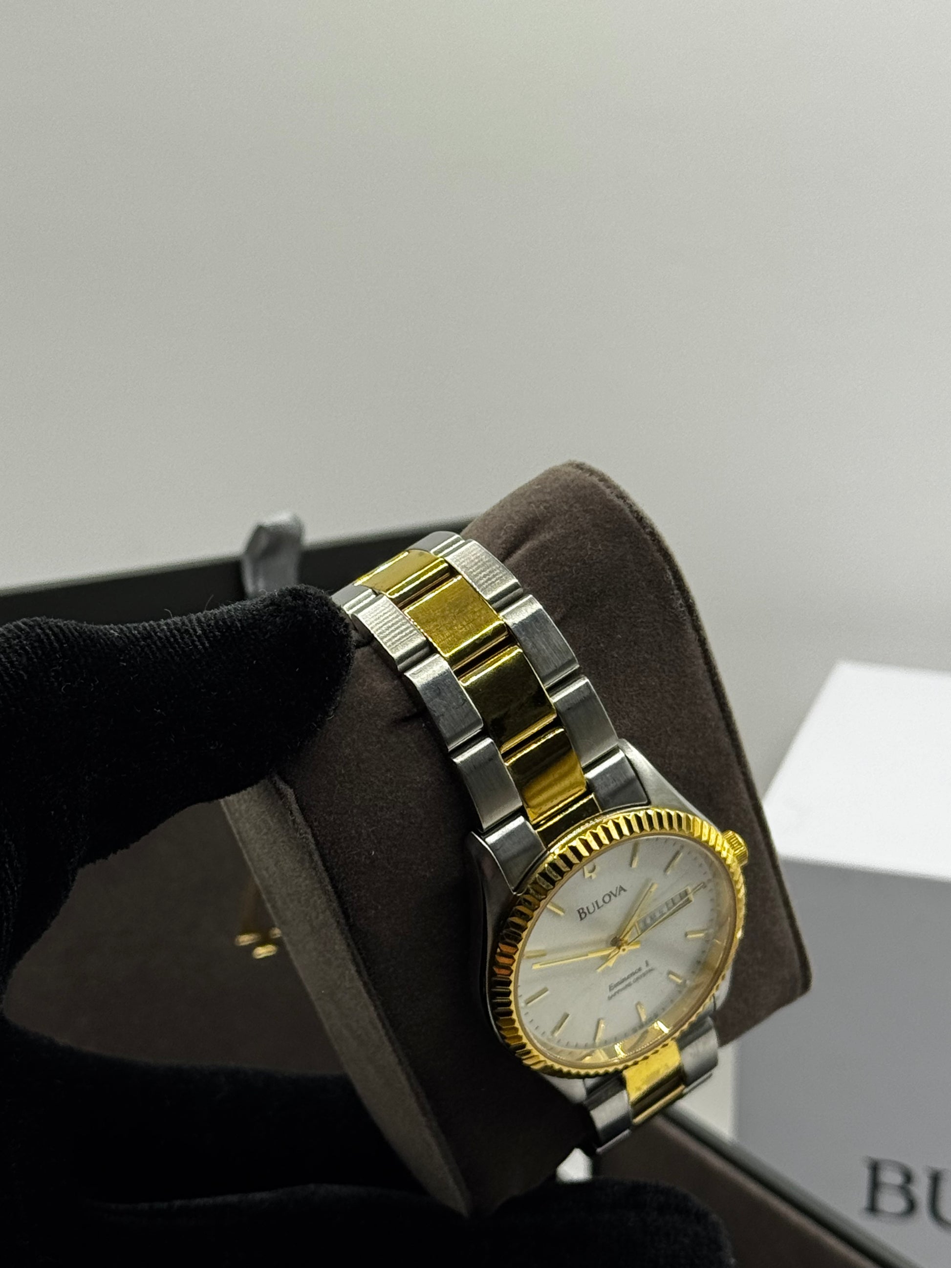 Bulova Daydate White Dial Two Tone 36MM Vintage