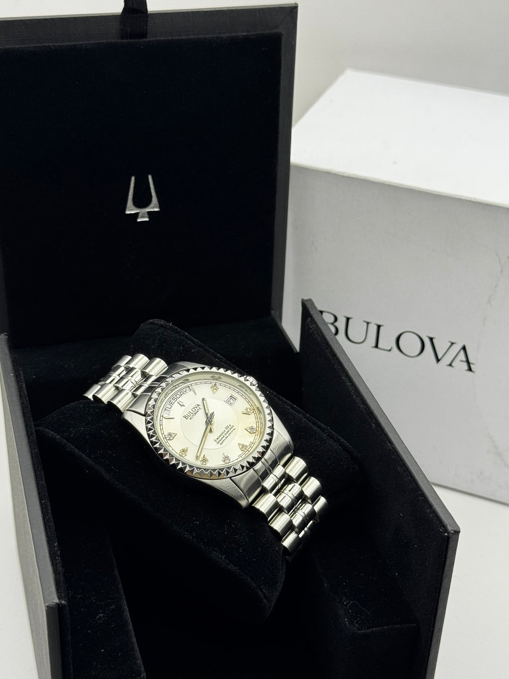 Bulova daydate diamond white dial 36 president steel rare