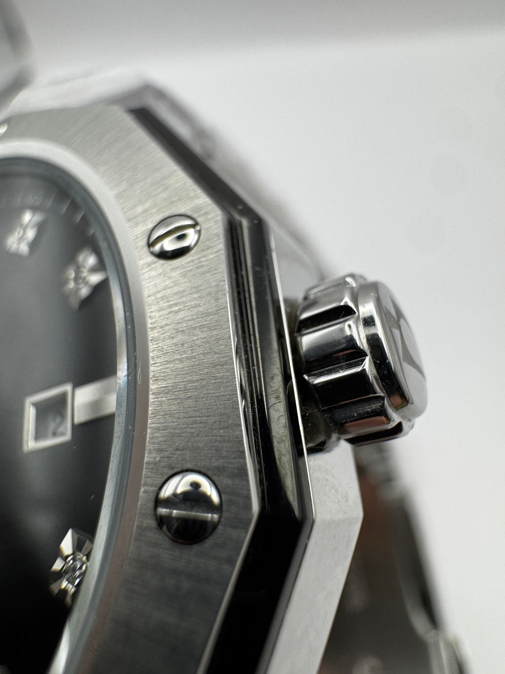 Bulova Marine Star Diamond Dial

Ref. 98D103 44mm męski zegarek stalowy