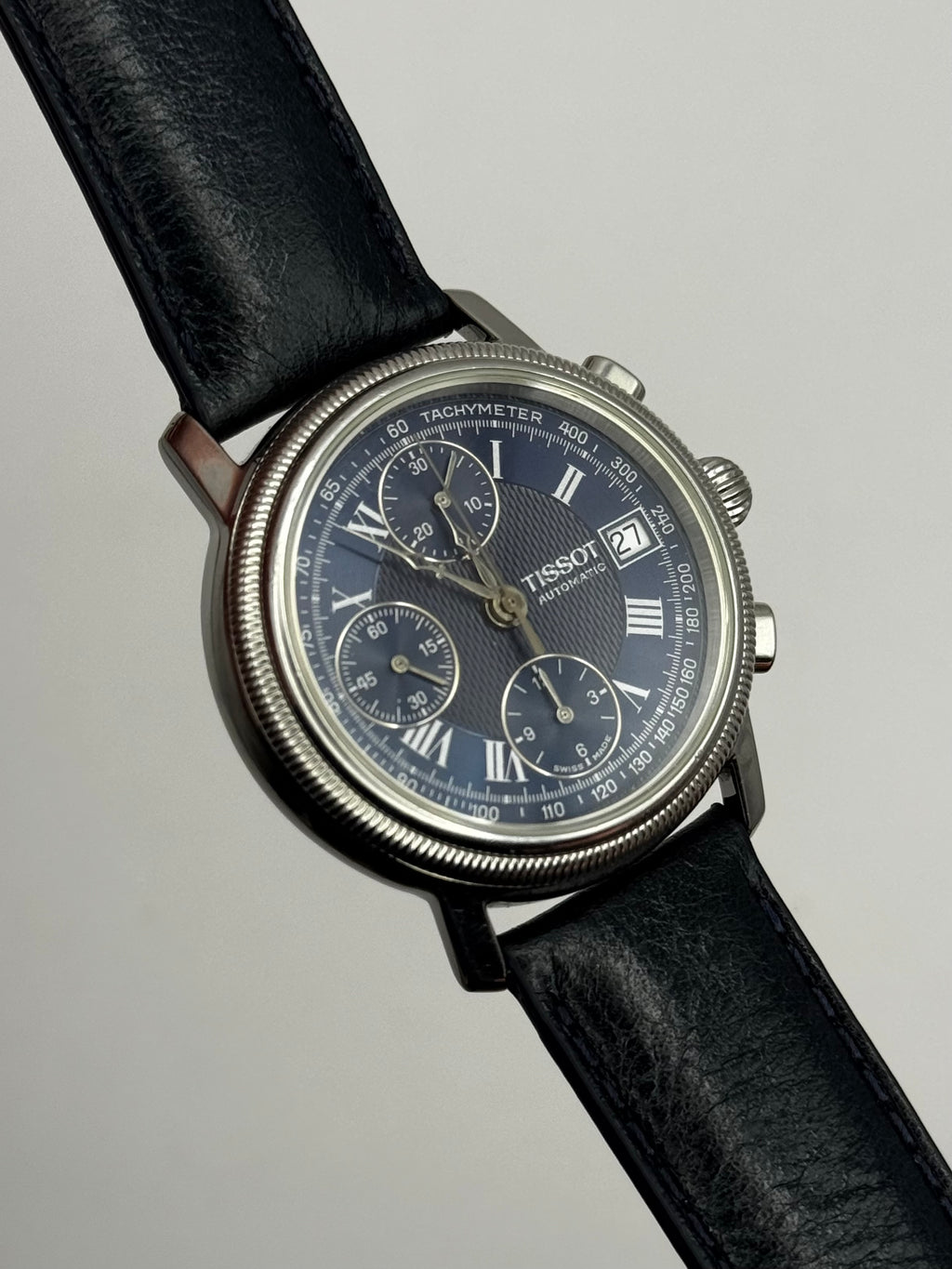Tissot v560 bridgeport navy chrono dial automatic 39mm