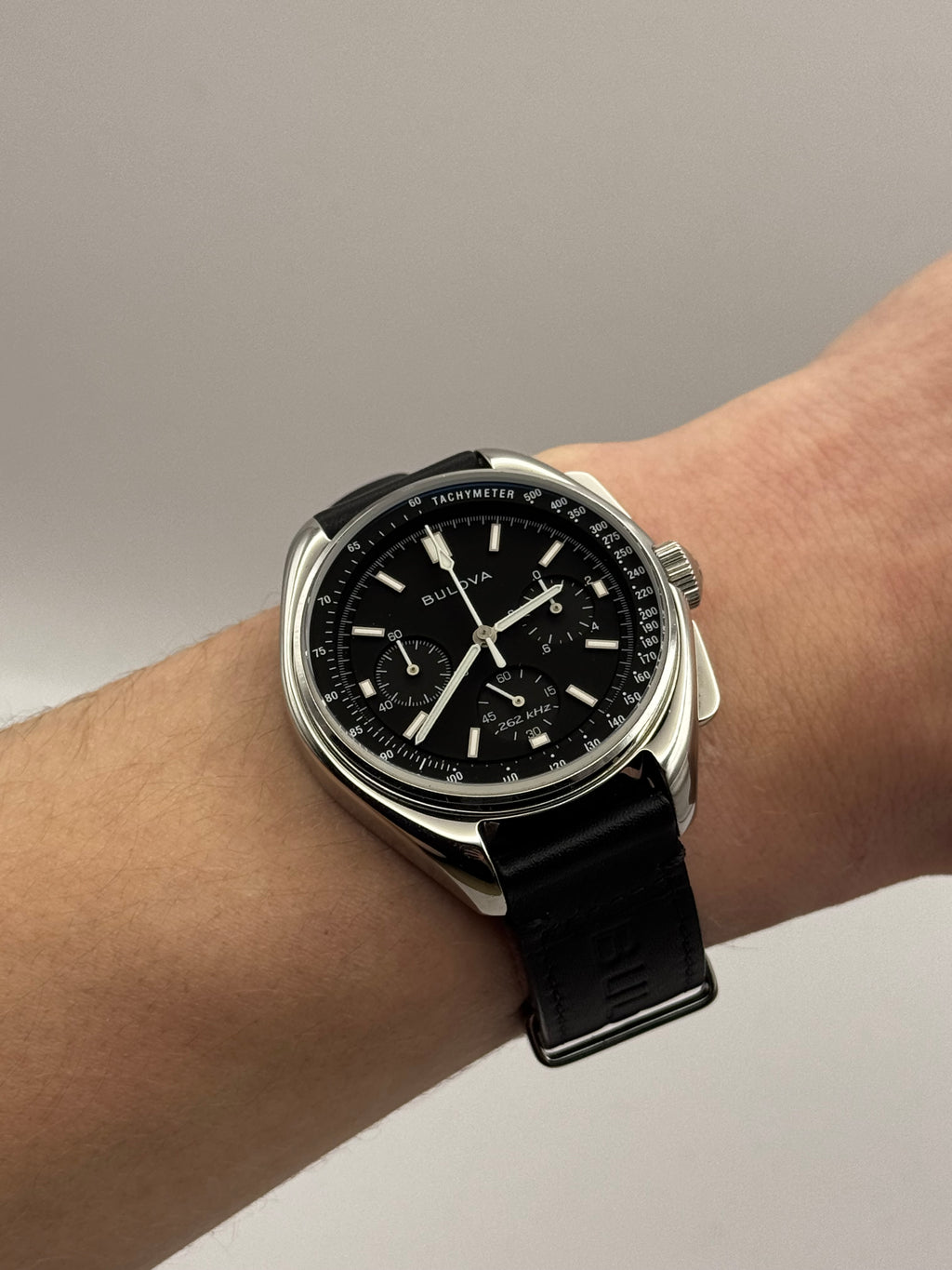 Bulova Lunar Pilot 96A225
Chronograf • 262 kHz • Apollo 15 45MM męski zegarek