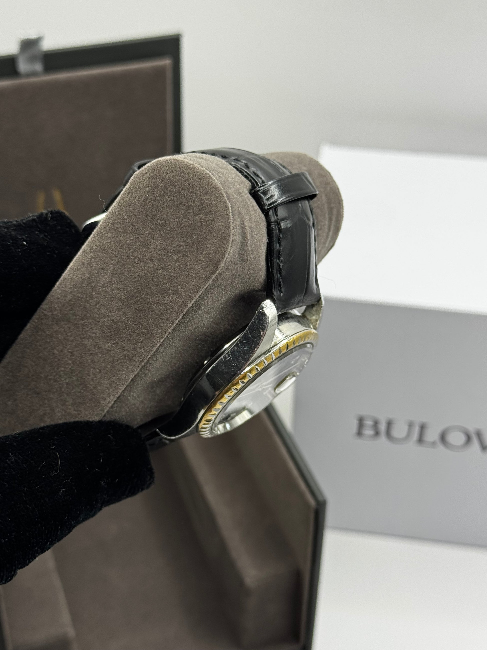 Bulova Daydate Diamond Dial 36MM Vintage Automat