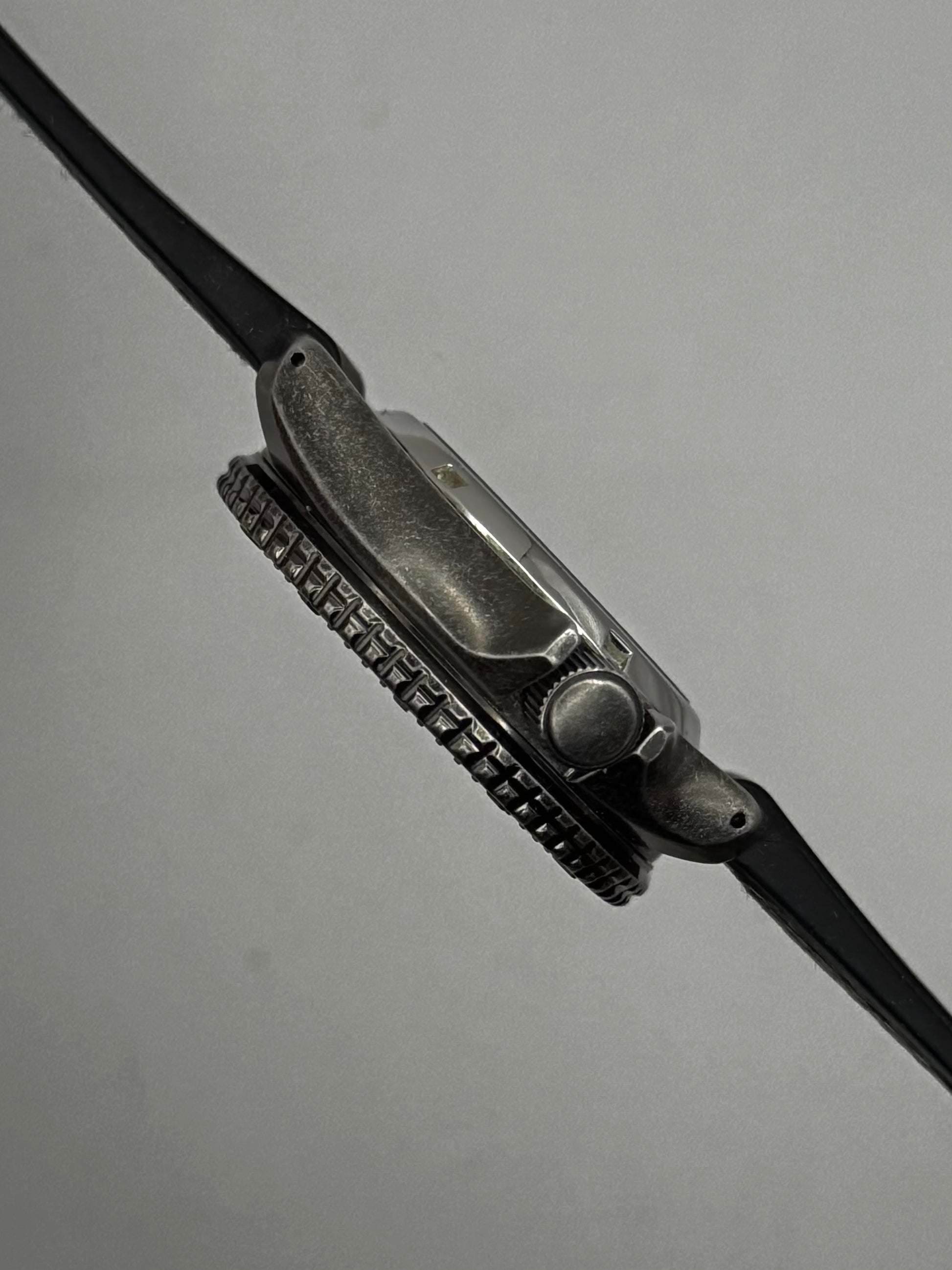 Seiko SRPE79K1 – Automatic
Stal Szara tarcza Day-Date Seiko 5 Sports diver