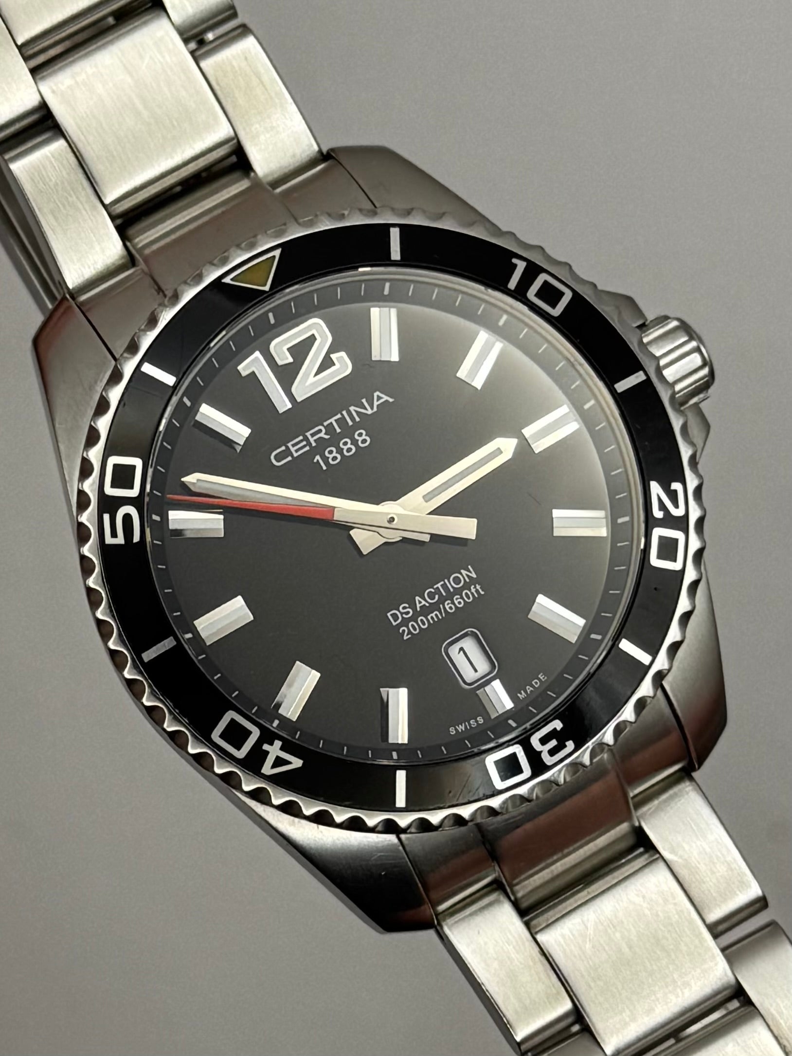 Certina C013.410.11.057.00 – DS Action

Swiss Made • sportowy diver • 200 m męski zegarek