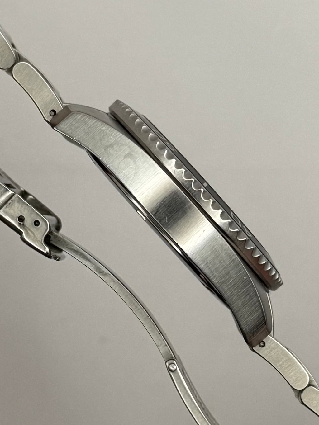 Certina C013.410.11.057.00 – DS Action

Swiss Made • sportowy diver • 200 m męski zegarek
